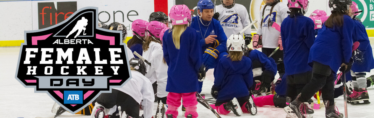Mini-officials clinic hosted at Female Hockey Day